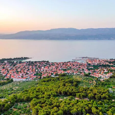 Lägenhet With Parking Space Supetar, Brac - 16445 *